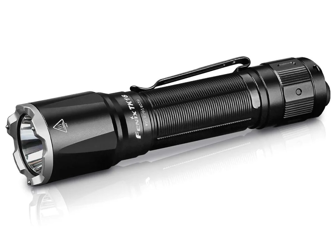Fenix Flashlight TK16 V2.0 výkonná svítilna TK16 V 2.0, svítivost 3100lm, dosvit 380m