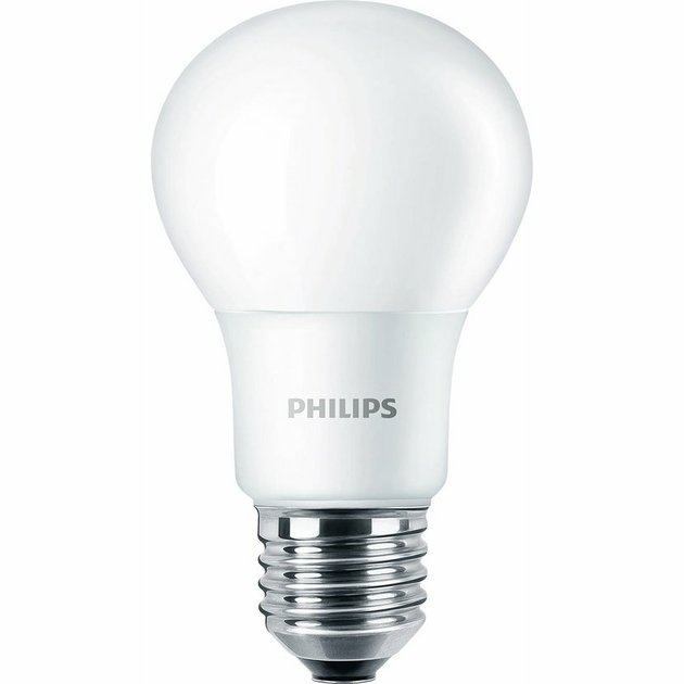 LED-zarovka-4.9-W-nahrada-40-W-3000-K-Philips.jpg